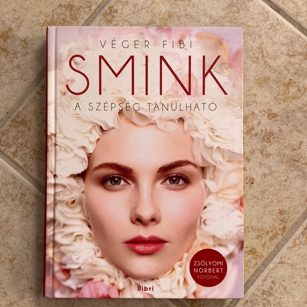 Véget Fibi: SMINK